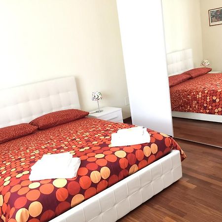 Roma Suite Cinecitta Екстер'єр фото